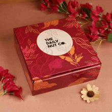 Load image into Gallery viewer, Elegant Indulgence Hamper | Perfect Gift Box