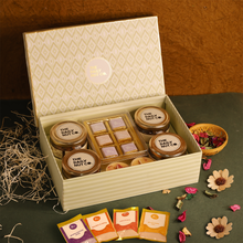 Load image into Gallery viewer, Nutty Treat - Gourmet Treats