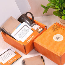 Load image into Gallery viewer, Premium goodies Doctor’s Box | Doctor’s Day Hampers