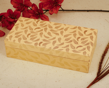 Load image into Gallery viewer, Spiced Medley - Luxury dry fruit hampers