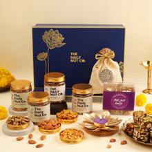 Load image into Gallery viewer, Rakshabandhan Sweet Surprise | Best Gourmet Snack Combo