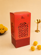 Load image into Gallery viewer, Festive Dry Fruit Hamper