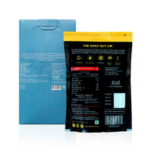 Load image into Gallery viewer, California Almonds and Indian Spice Raisins Combo | Favorite Combo | 400 g