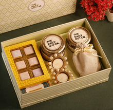 Load image into Gallery viewer, Elite Nutri Indulgence | Gourmet Hamper
